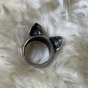 silver tone cat ring size 7